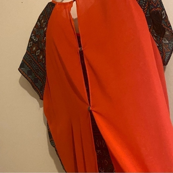 UMGEE Cover Up Women’s Orange Back Sheer Buttons Top Size L Cap Sleeves - Picture 5 of 9